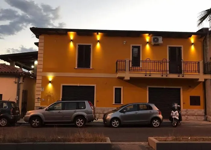 Eleven לינה וארוחת בוקר